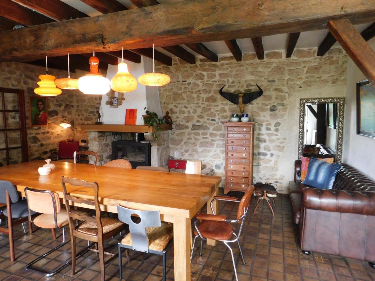 La Maison Du Cerf Urciers Luaran gambar